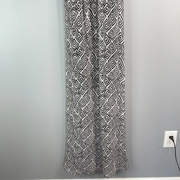 VOLCOM Playa Maxi Dress Open Back Black White Print Fit Bodice Beachy Boho XS - Picture 5 of 11